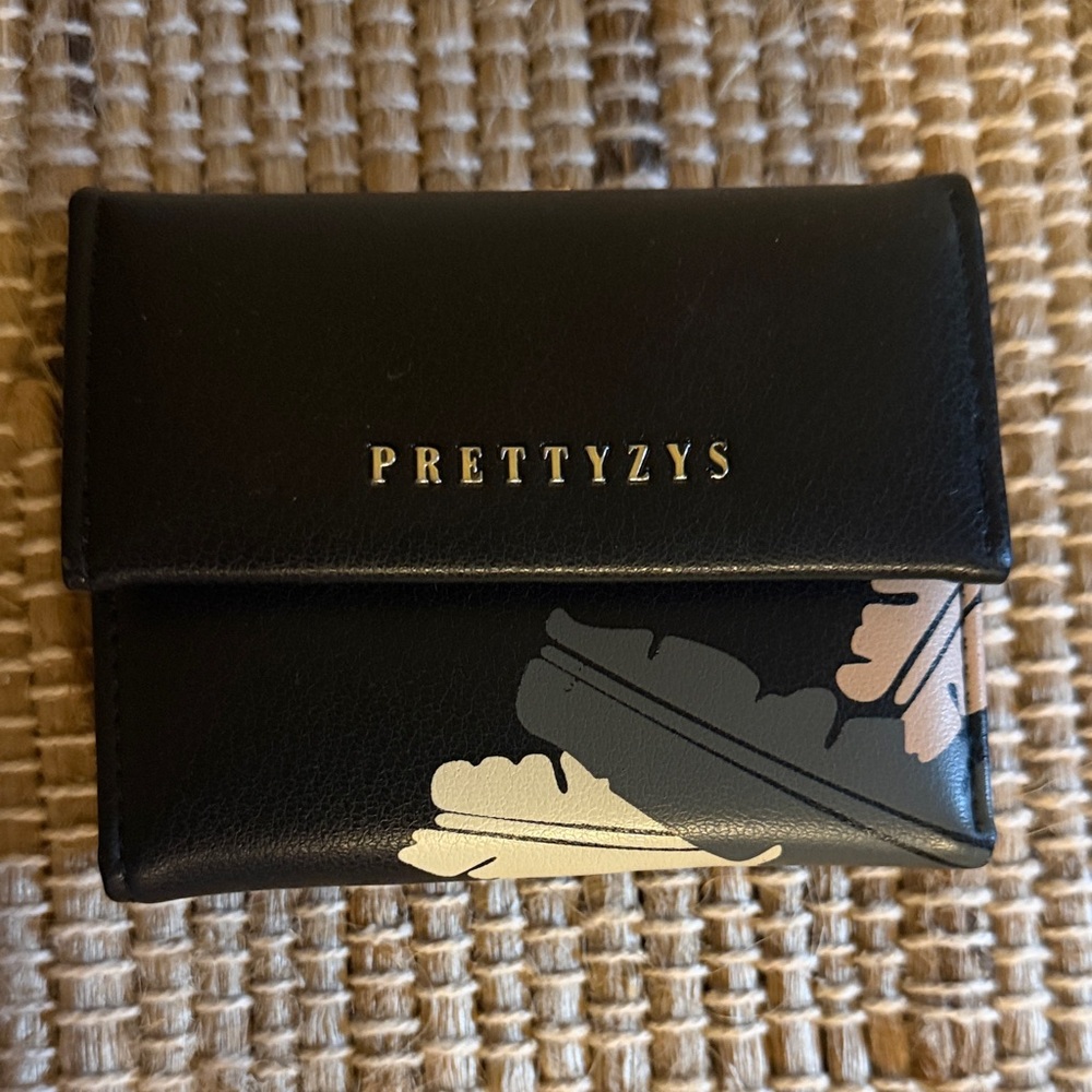 Prettyzys Black and Gray Women's Wallet
